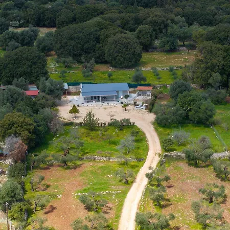 Julia's Holiday home Karavomylos
